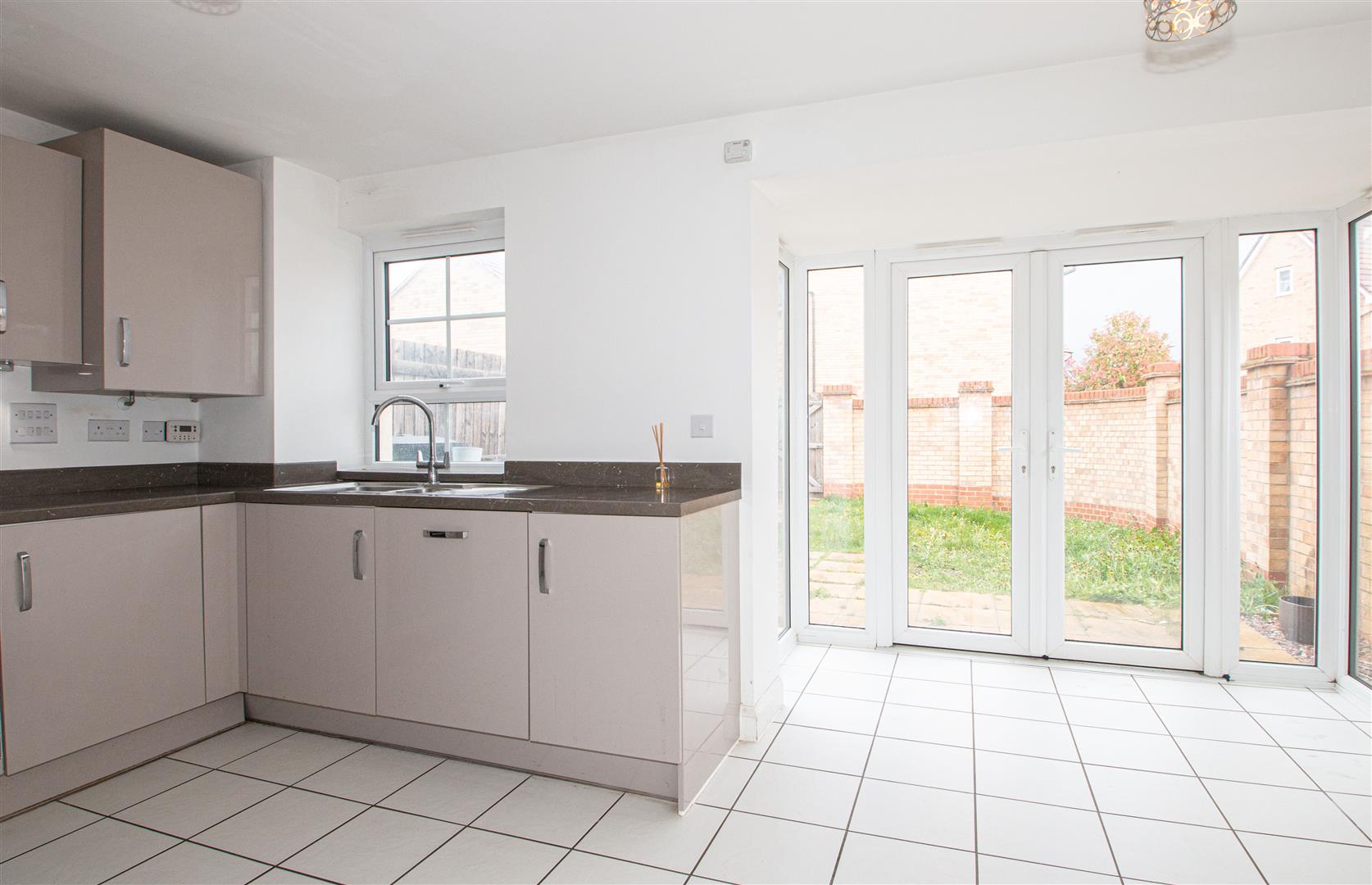 Aquila Gardens, Fairfields, Milton Keynes
